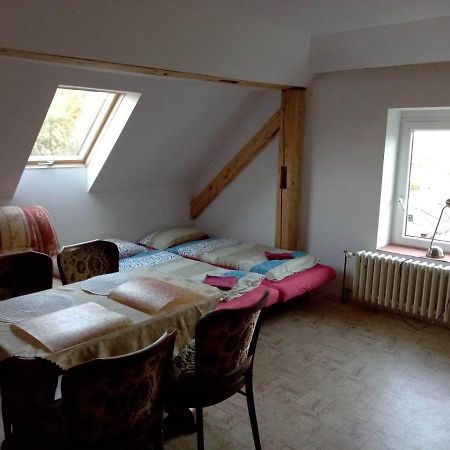 Apartman Police Nad Metuji Apartment Exterior photo